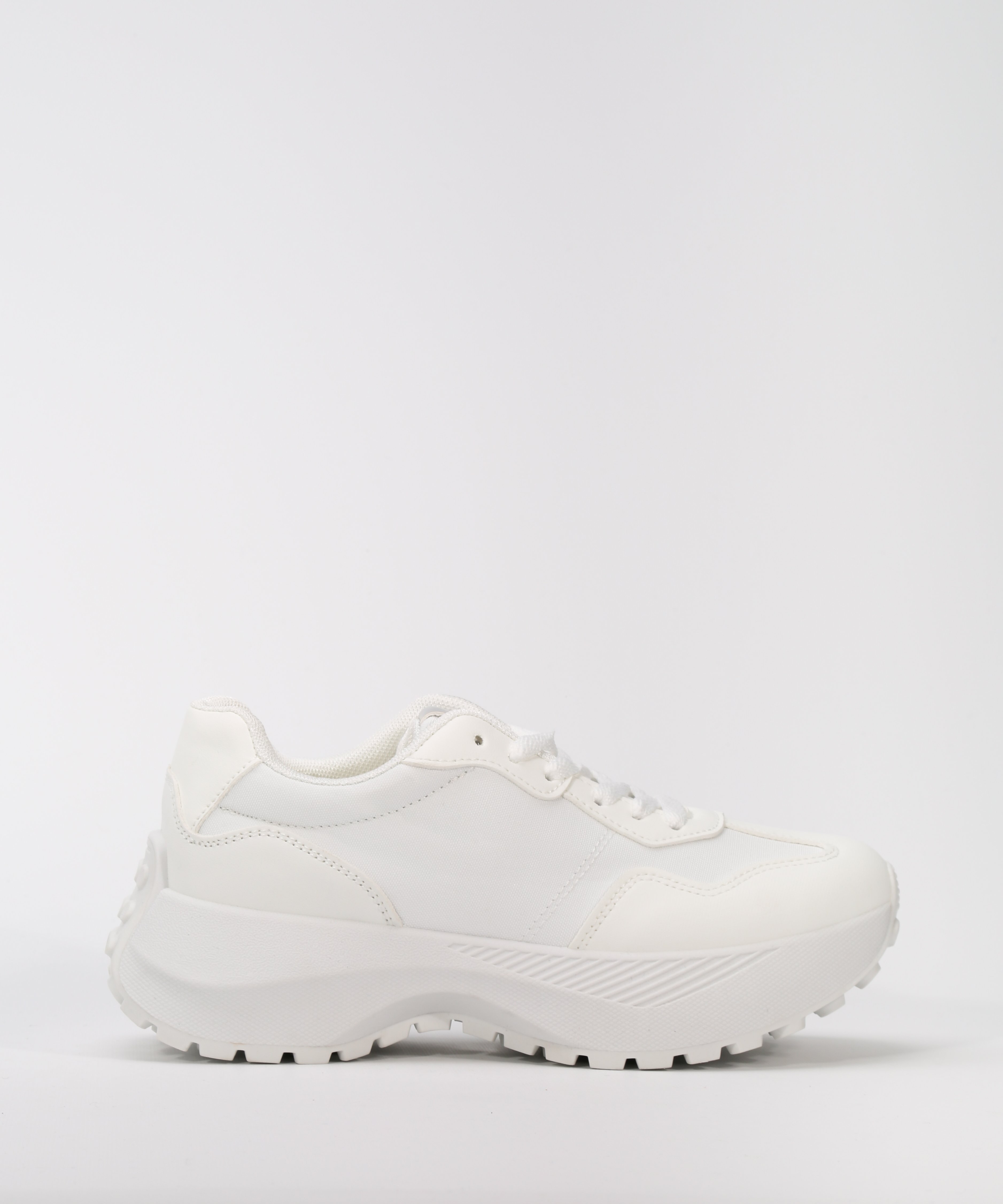 Zapatillas deportivas image number null